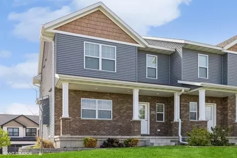 1130 Ivy Ln, North Liberty, IA 52317