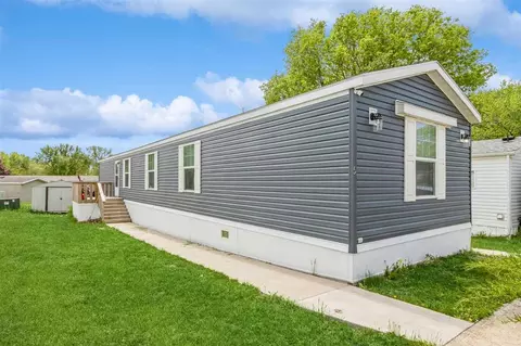 3701 2nd St, Coralville, IA 52241