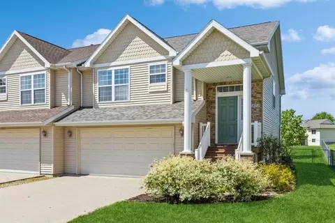 1575 Cook Cir, North Liberty, IA 52317