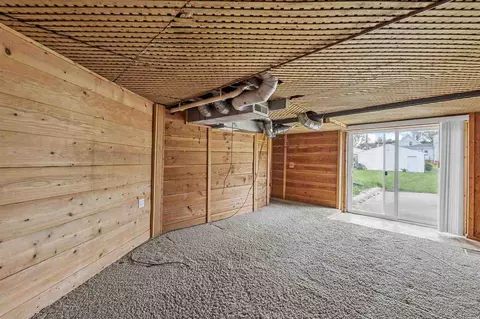 Other - 327 36th St NE, Cedar Rapids, IA 52402 photo 6 of 9
