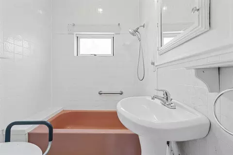 Bath - 327 36th St NE, Cedar Rapids, IA 52402 photo 1 of 2