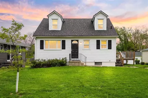 711 5th Ave, Coralville, IA 52241