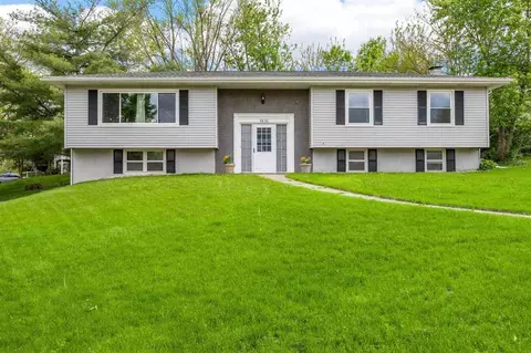6620 Kent Dr NE, Cedar Rapids, IA 52402