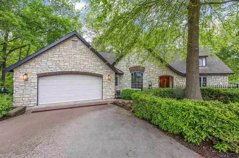 1838 Brown Deer Cv, Coralville, IA 52241