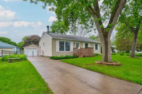 2209 California Ave, Iowa City, IA 52240