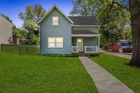 405 N 4th St, West Branch, IA 52358