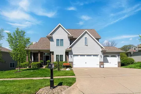 1001 Arlington Dr, Iowa City, IA 52245