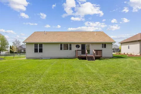 Exterior - 1770 North Dr, Ely, IA 52227 photo 4 of 6