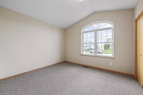 Bedroom - 1770 North Dr, Ely, IA 52227 photo 2 of 4
