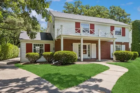 340 Hutchinson Ave, Iowa City, IA 52246