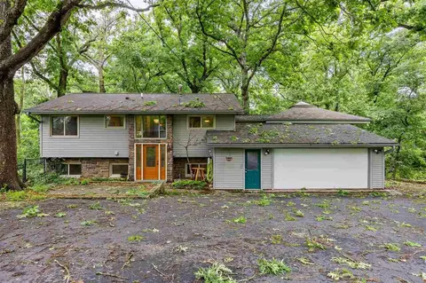 3089 Prairie Du Chien Rd, Iowa City, IA 52240