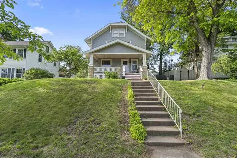 2015 Bever Ave SE, Cedar Rapids, IA 52403