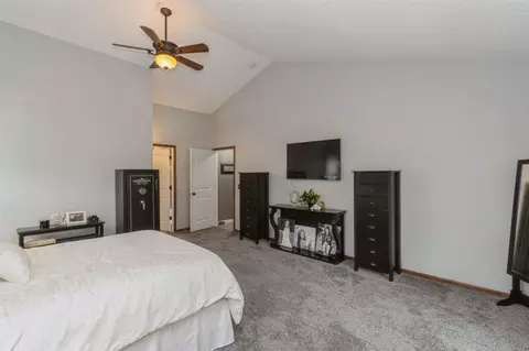 Bedroom - 976 E St, Conroy, IA 52220 photo 3 of 5