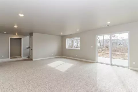 Living - 3105 Sunflower St, Ely, IA 52227 photo 5 of 5