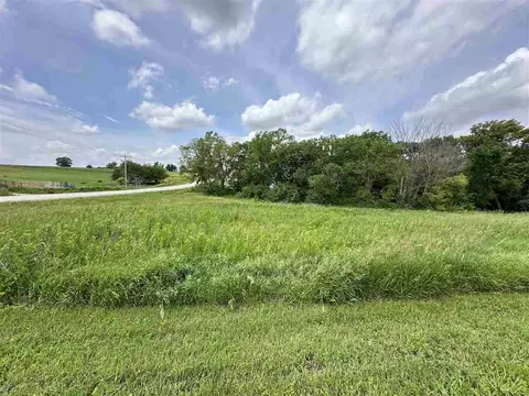 lot Apt 1 Akelana Dr, Kalona, IA 52247
