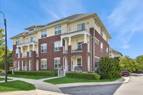 1164 Swisher St, Iowa City, IA 52245