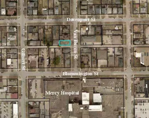 319 N Van Buren St, Iowacity, IA 52245