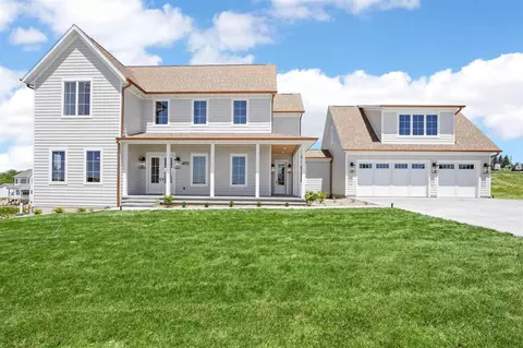 493 Rebekah Ct, Coralville, IA 52241
