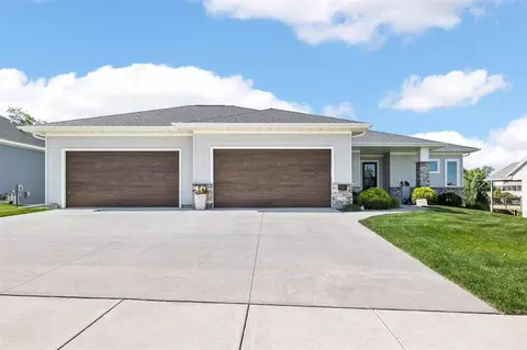 6127 Rapids Ridge Rd NE, Cedar Rapids, IA 52411 photo 3