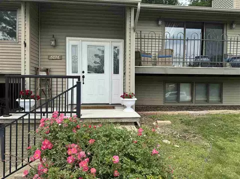 6826 NE Kiowa Trce, Cedar Rapids, IA 52411