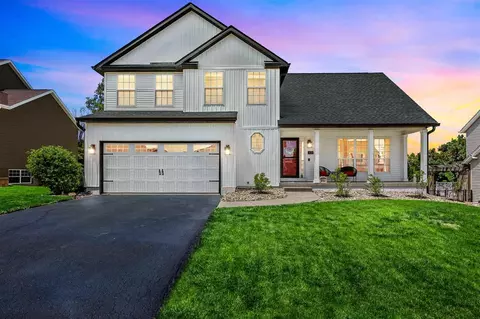824 High Point Dr SW, Cedar Rapids, IA 52404