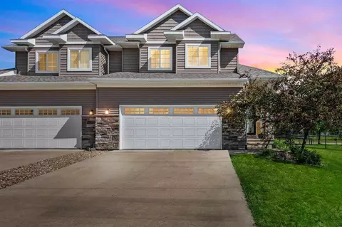 22 Ash Ct, North Liberty, IA 52317