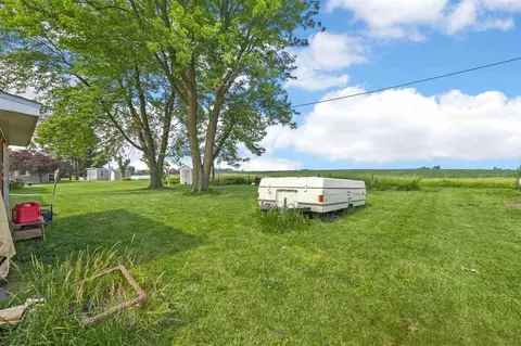 110 S Locust St, Bennett, IA 52721 photo 24