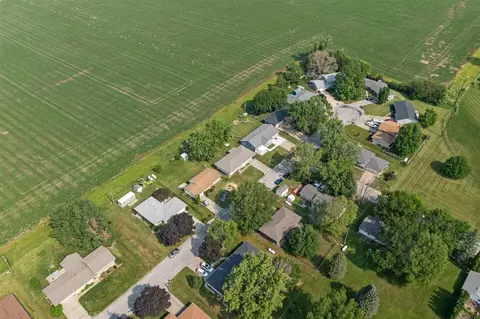 110 S Locust St, Bennett, IA 52721 photo 37