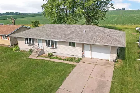 110 S Locust St, Bennett, IA 52721 photo 28