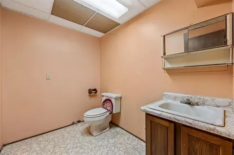 110 S Locust St, Bennett, IA 52721 photo 21