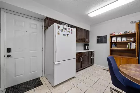 1870 Highland Rd, Ely, IA 52227 photo 8