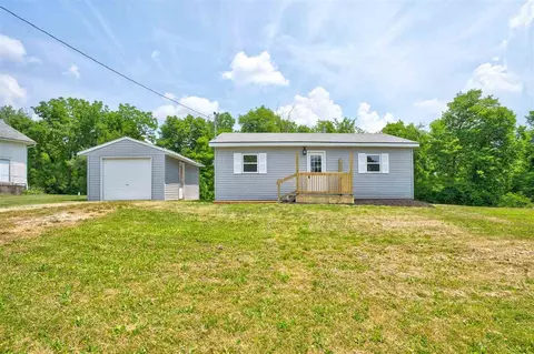 408 Church St, South English, IA 52335