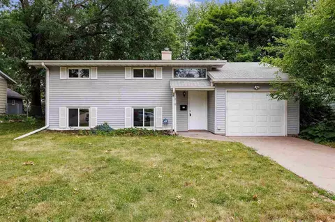 1218 William St, Iowa City, IA 52240