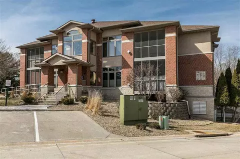 1773 Louis Pl, Iowa City, IA 52245
