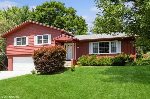 1606 Derwen Dr, Iowa City, IA 52246