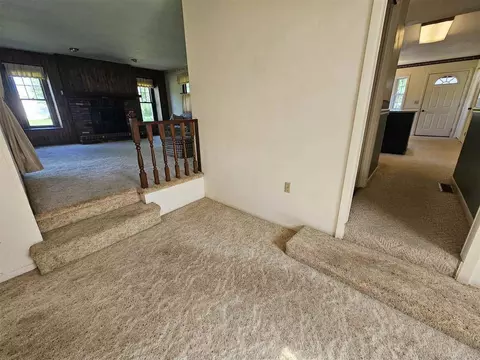 602 E Harrison St, Washington, IA 52353 photo 7