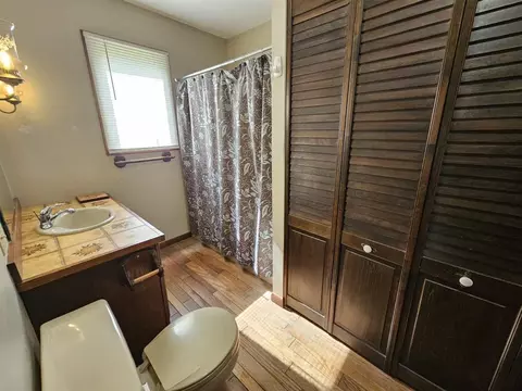 602 E Harrison St, Washington, IA 52353 photo 10