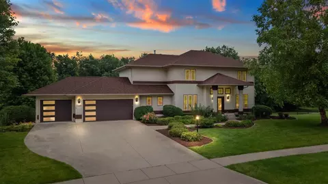 2241 Brown Deer Rd, Coralville, IA 52241