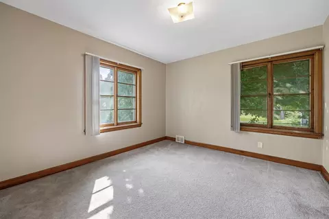 1265 Hazel Dr NE, Cedar Rapids, IA 52402 photo 21