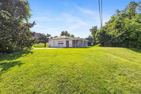1265 Hazel Dr NE, Cedar Rapids, IA 52402 photo 29
