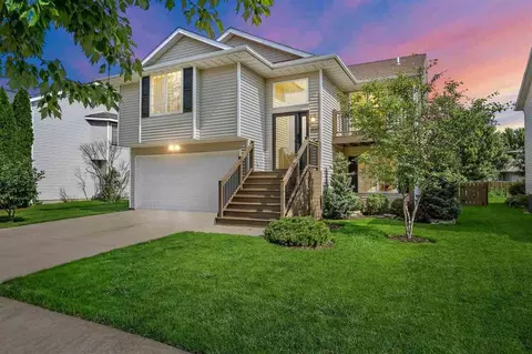 890 Augusta Cir, North Liberty, IA 52317