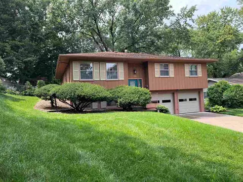 1209 W Benton St, Iowa City, IA 52246