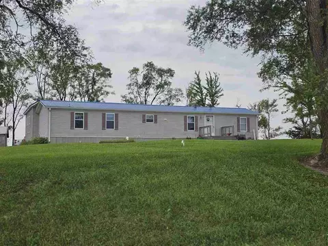 15660 175th St, What Cheer, IA 50268