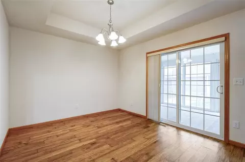 856 NE Crescent View Dr, Cedar Rapids, IA 52402 photo 9