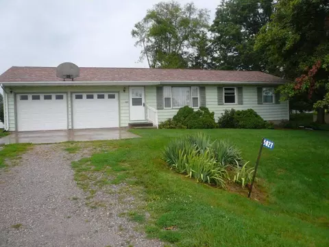 5027 Cosgrove Rd, Kalona, IA 52247