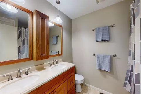4130 W Valley Dr, Cedar Rapids, IA 52411 photo 17