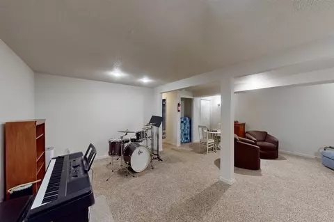 4130 W Valley Dr, Cedar Rapids, IA 52411 photo 25
