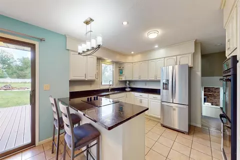 4130 W Valley Dr, Cedar Rapids, IA 52411 photo 9