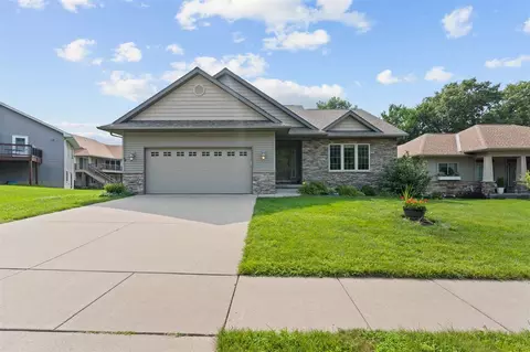2422 Biltmore Ln, Coralville, IA 52241