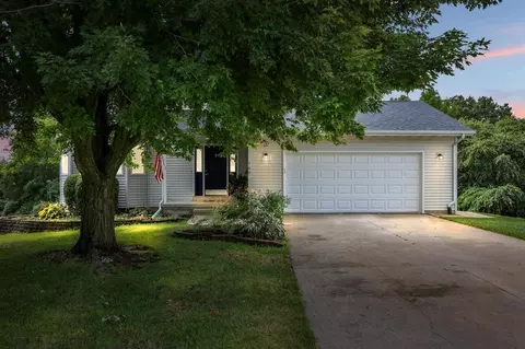 700 Andrews Ct, North Liberty, IA 52317